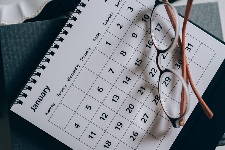 calendar representing booking in advance