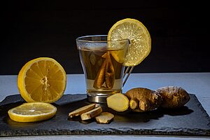 A fresh ginger tea for managing nausea while travelling pregnant