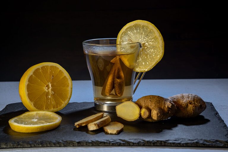 A fresh ginger tea for managing nausea while travelling pregnant