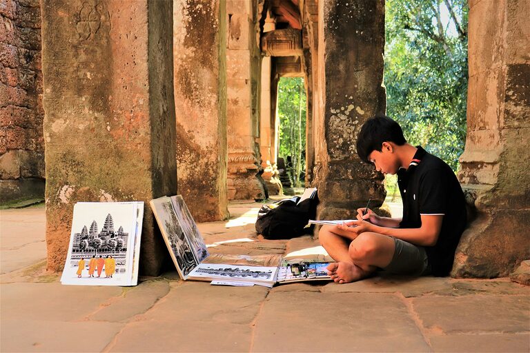 Cambodia: Top 10 Things You Shouldn't Do As A Tourist