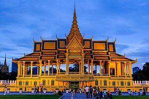 Phnom Penh: Top 10 Adventure Activities