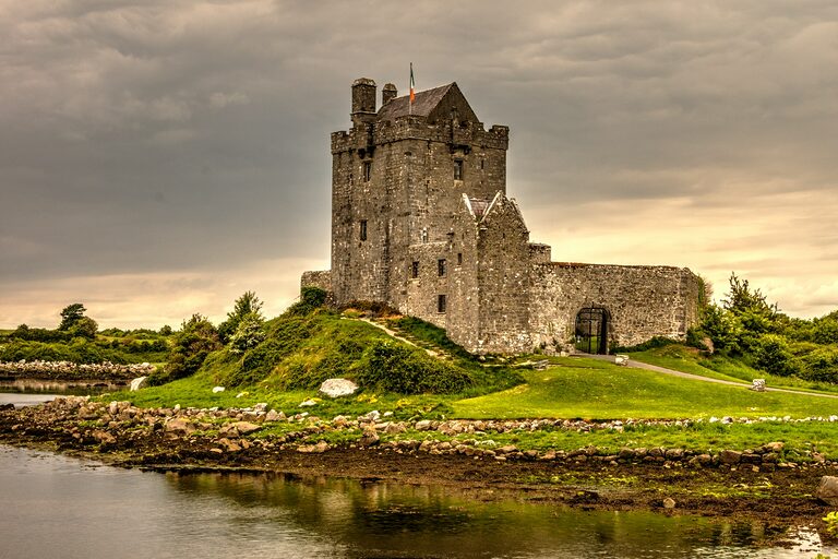 Ireland Top 10 Travel Hacks